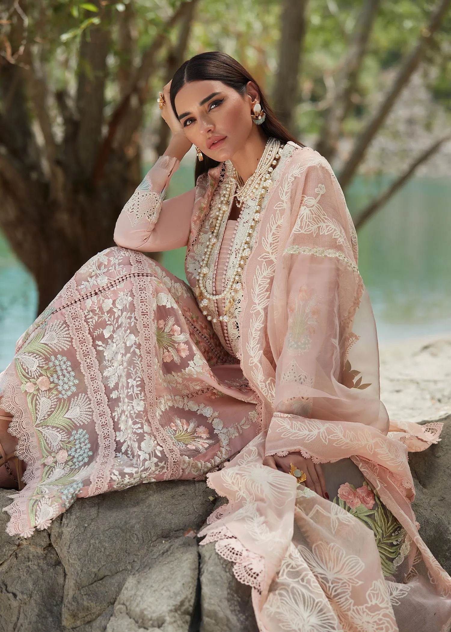 Crimson X Saira Shakira Luxury Lawn Unstitched 3Pc Suit D-2B Chikkankari Affair