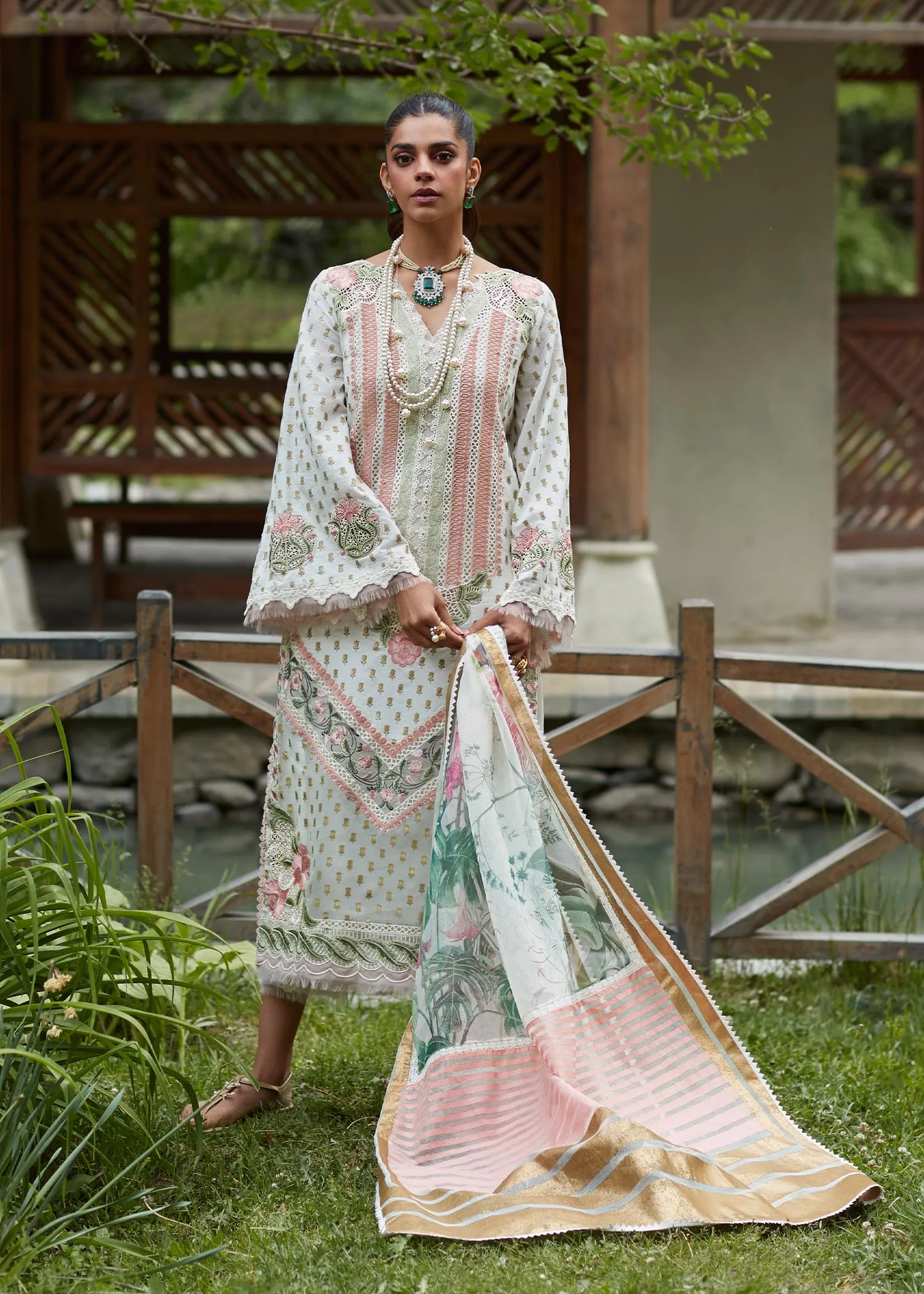 Crimson X Saira Shakira Luxury Lawn Unstitched 3Pc Suit D-5A Shigar