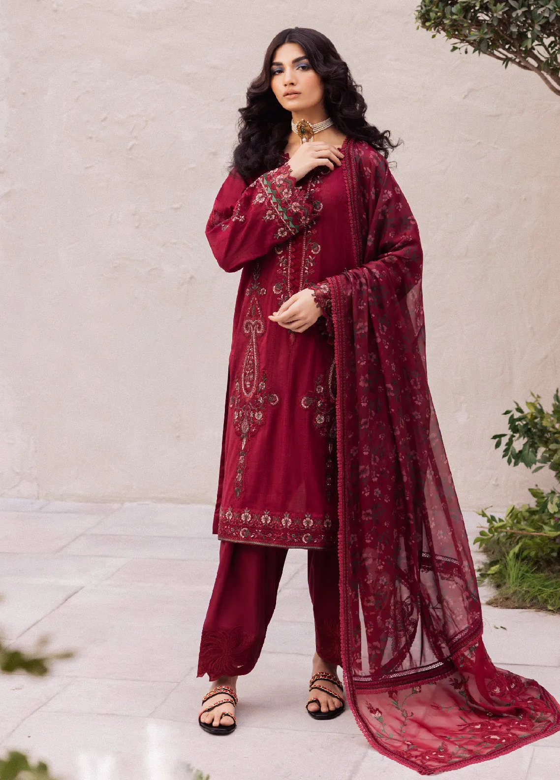 Dahlia By Iznik Embroidered Luxury Lawn 3 Piece Unstitched Suit IZ24DLL 01 GOSSAMER