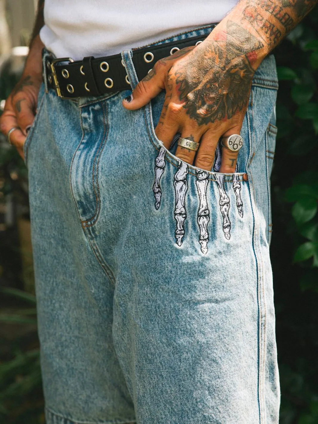 FIVE FINGER DENIM SHORT