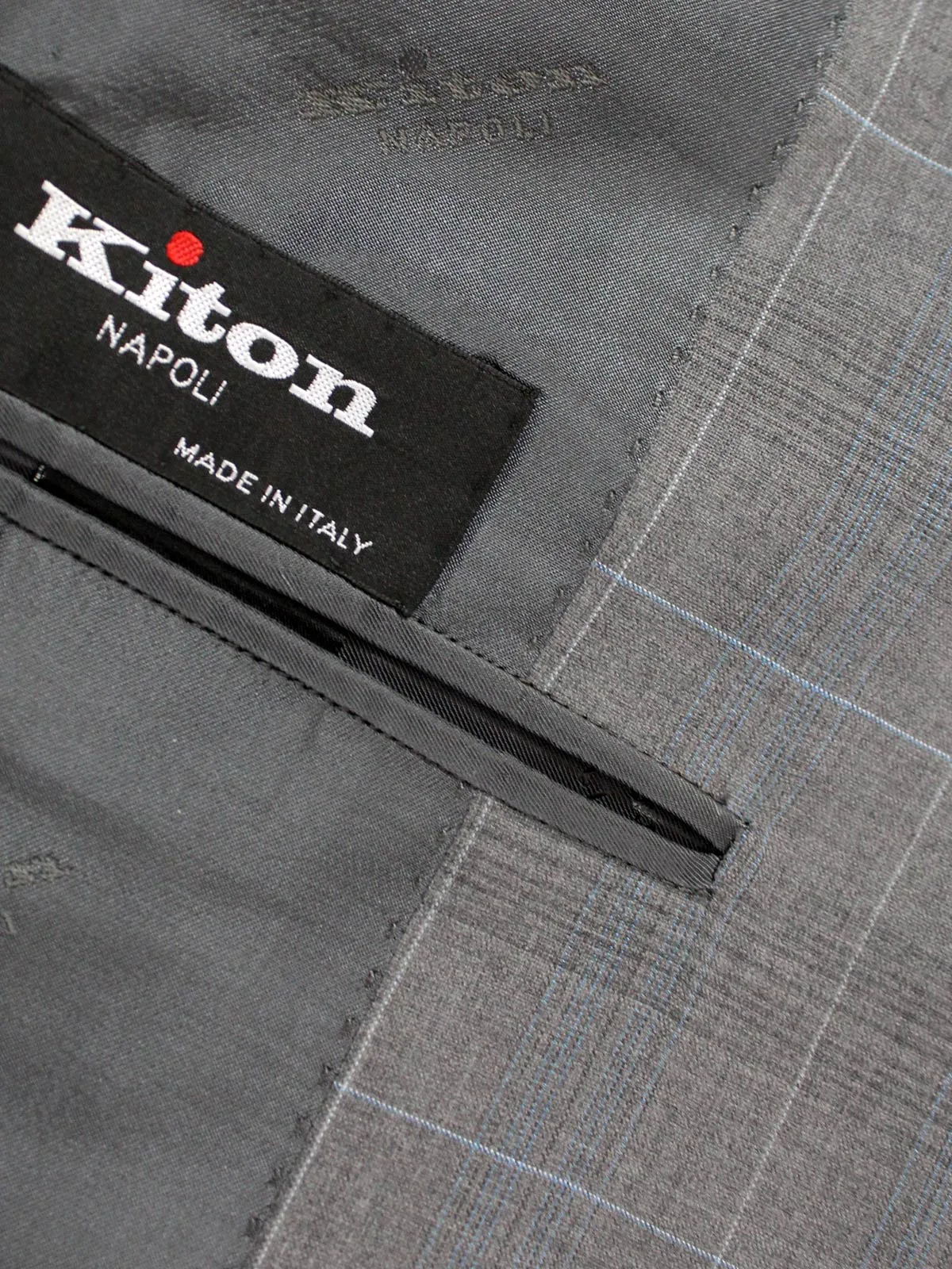 Kiton Men Suit Gray Windowpane 14 Micron 180's Wool EUR 48 - US 38 REDUCED - SALE