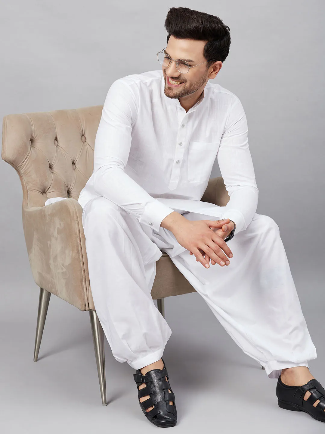 VM BY VASTRAMAY Men's White Cotton Blend Pathani Suit Set