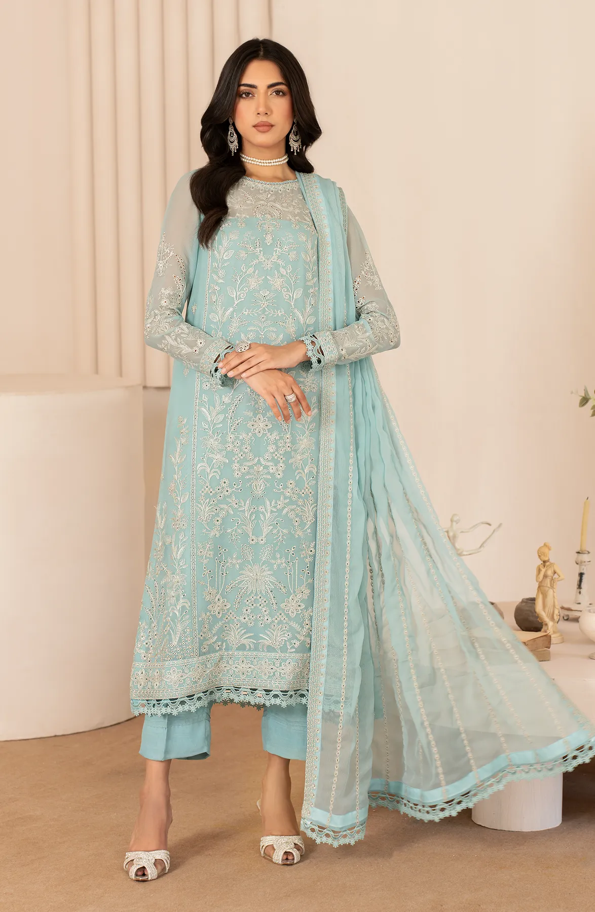 Zarif Thread Works Embroidered Chiffon Unstitched 3Pc Suit ZL-02 SAHIBA