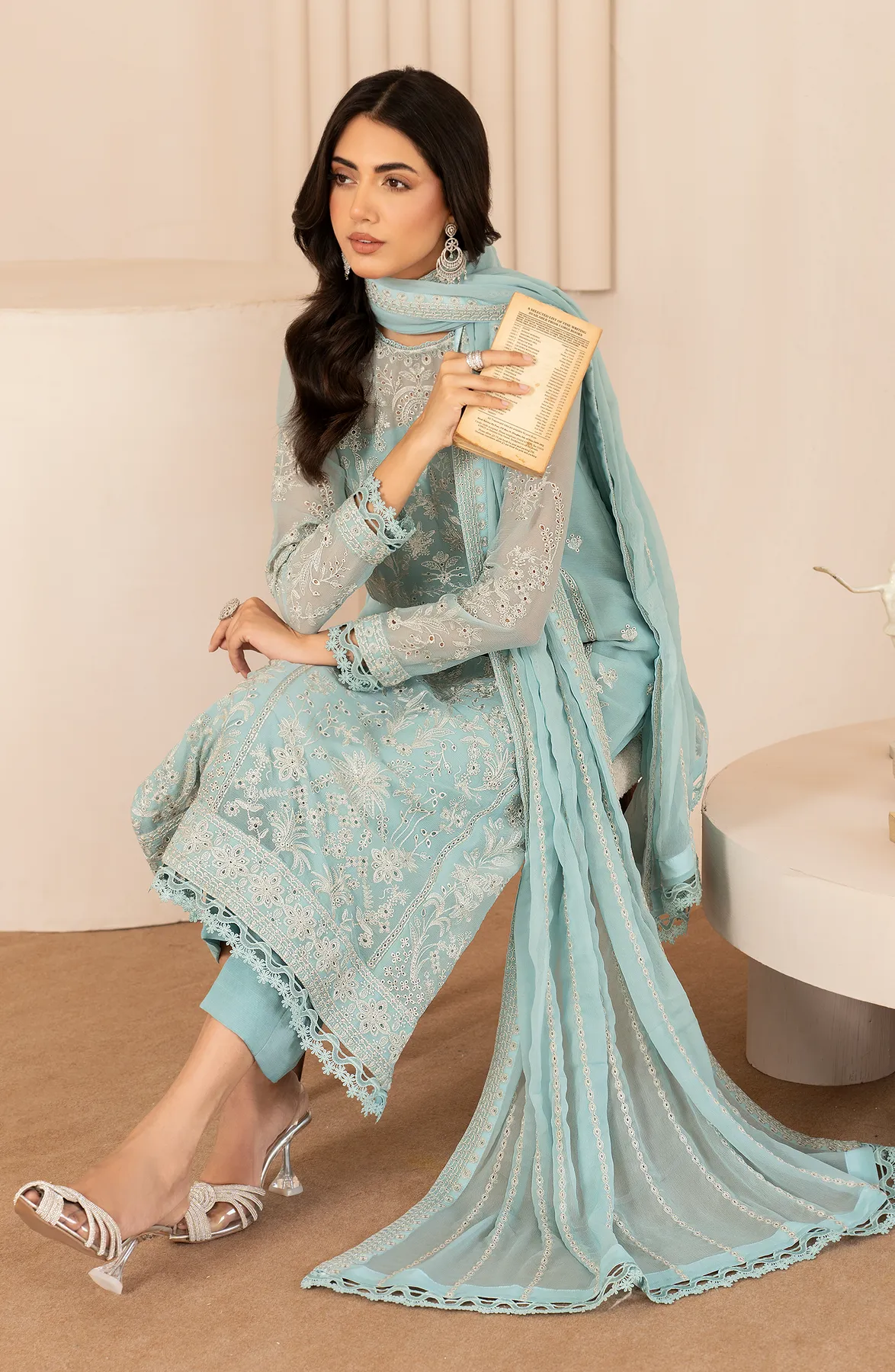 Zarif Thread Works Embroidered Chiffon Unstitched 3Pc Suit ZL-02 SAHIBA